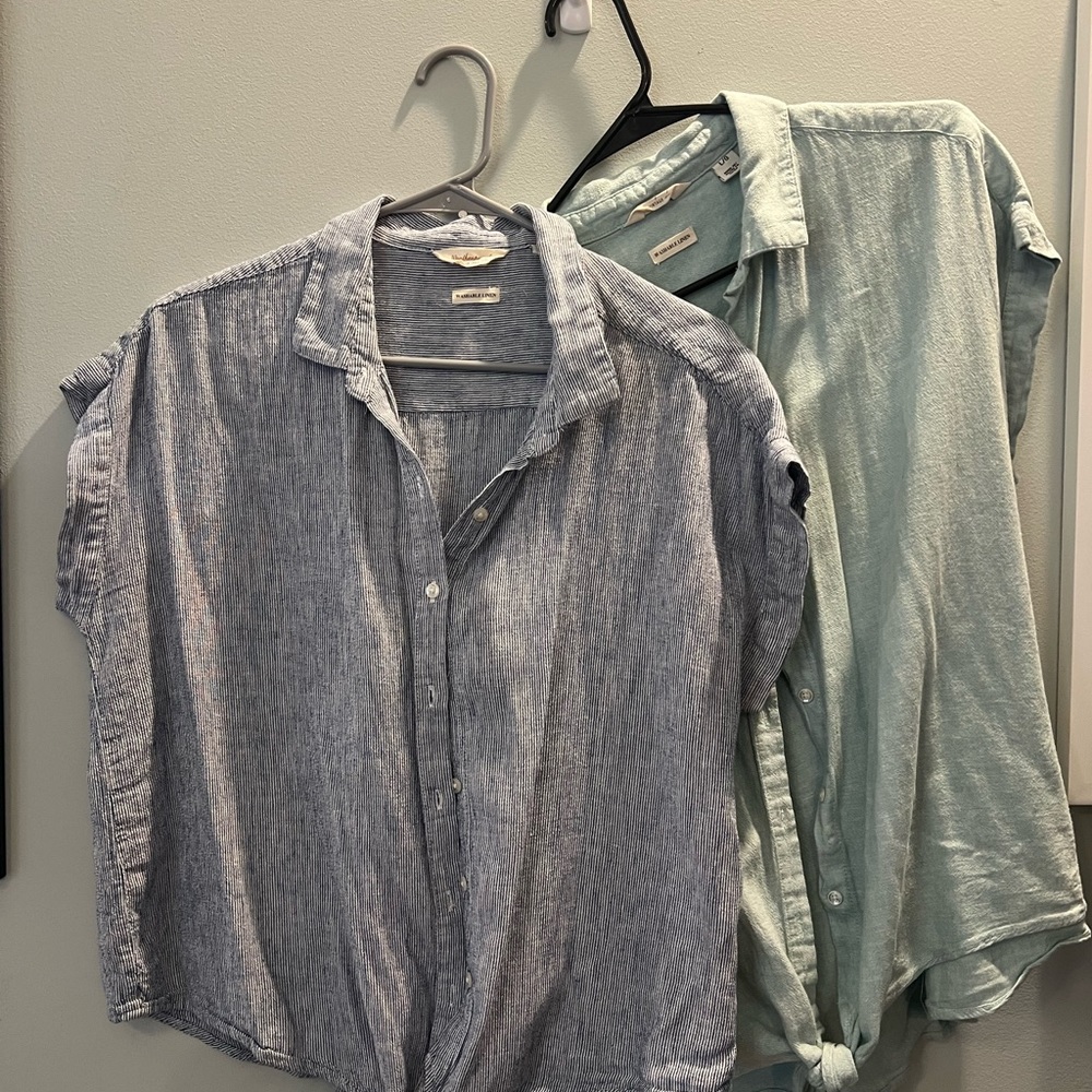 2 Weatherproof Washable Linen Button up with ties. Size L